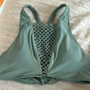 Women’s bikini top size L